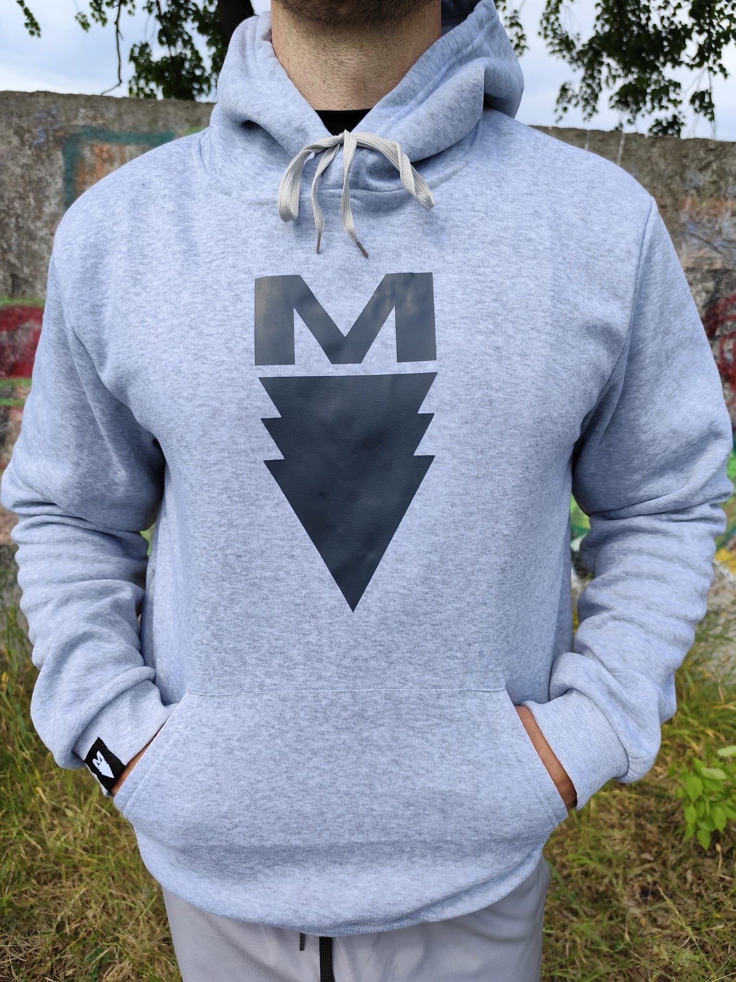 MUGURA Hoodie