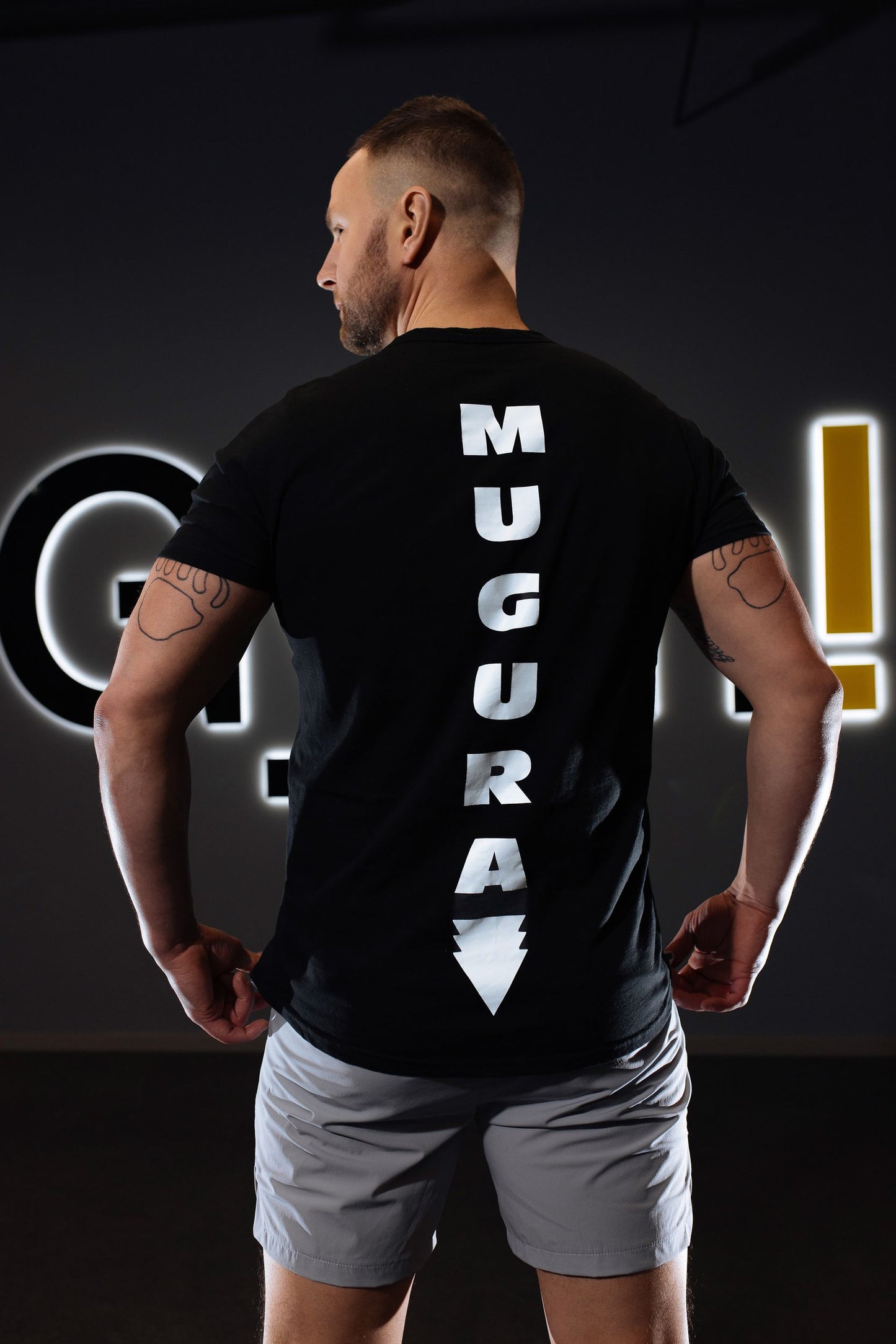 MUGURA Short Sleeve Tee